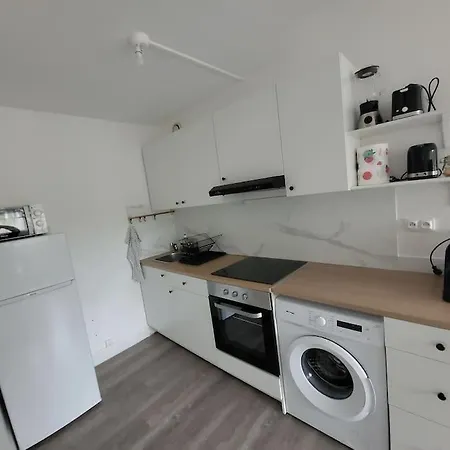 Grand 2 Pieces - Hyper Centre-ville - Gare Apartment Amiens