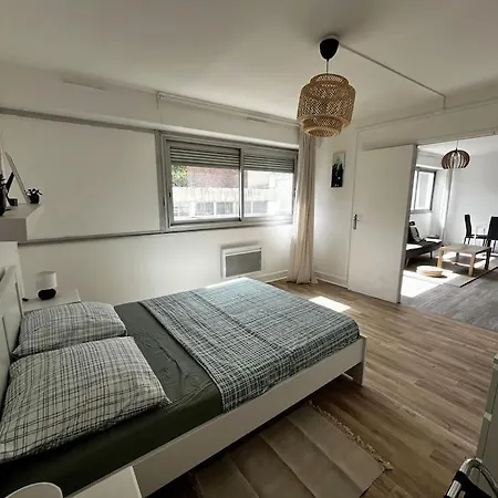 Grand 2 Pieces - Hyper Centre-ville - Gare Apartment